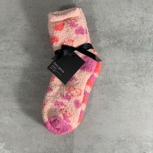 3/$20 Free Press 2 Pair Fuzzy Socks SZ 6-10.5